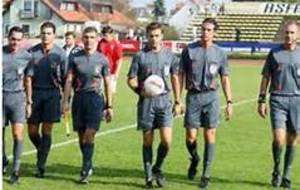 5 arbitres à l'ASNC ? Non 6 maintenant